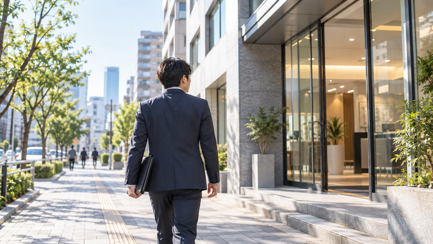 不動産業界への転職に向けて新しい一歩を踏み出す人